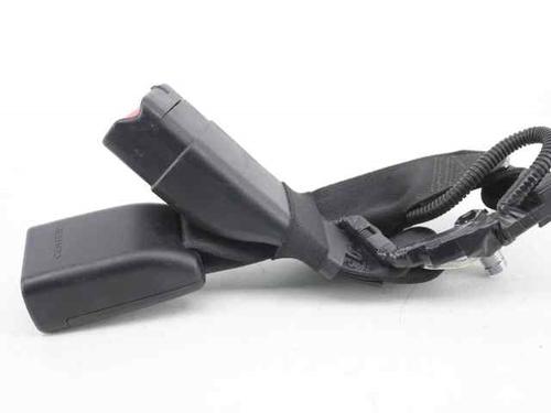 Seat buckle TOYOTA AURIS (_E18_) 1.8 Hybrid (ZWE186_, ZWE186R) | BP19225638I32 