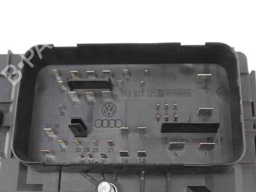 Fuse box VW SCIROCCO III (137, 138) 1.4 TSI | BP36173773E1  - Image 7