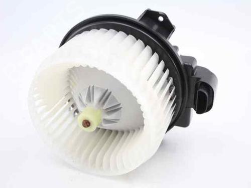 Used Heater blower motor TOYOTA YARIS (_P13_) 1.4 D (NLP130_, NLP130) (90 hp) 19237397