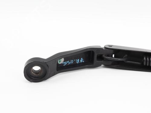 Front windshield wiper arm HONDA CIVIC VII Saloon (ES, ET) 1.3 IMA (ED9, ES9) | BP19208896C143 