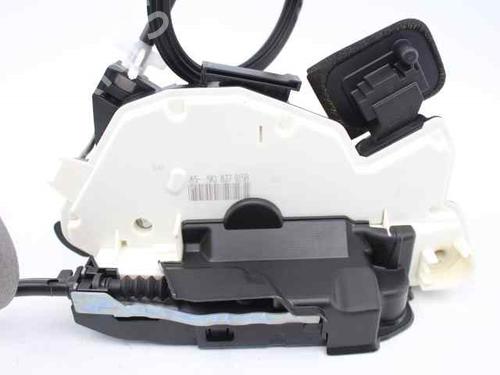 Front left lock VW GOLF VI (5K1) 1.6 TDI | BP21200030C98