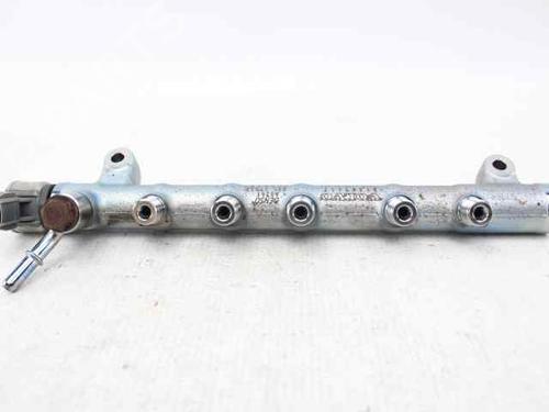 Used Injection rail Injection rail VOLVO S60 II (134) D2 (120 hp) 33444738 33444738