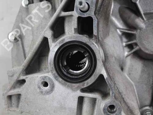 Gearbox DACIA SANDERO II TCe 90 (B8M1, B8MA, B8AC) | BP38100901M3 - Image 2