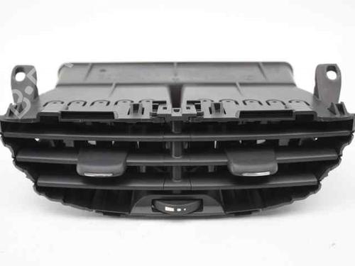 Used Air vent PEUGEOT 208 I (CA_, CC_) [2012-2020]  21830305