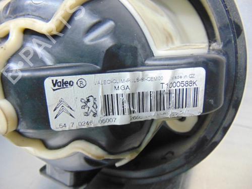 Heater blower motor PEUGEOT 308 I (4A_, 4C_) 1.6 HDi | BP21200728M62