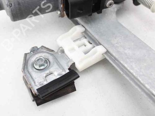 Elevalunas delantero izquierdo MITSUBISHI COLT VI (Z3_A, Z2_A) 1.1 (Z31A, Z32A) | BP30048199C22