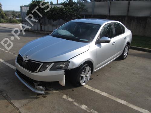 Brugte SKODA OCTAVIA III (5E3, NL3, NR3)  1.6 TDI  4612712