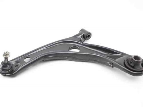 Used Left front suspension arm TOYOTA YARIS (_P13_) 1.5 (NSP131_) (112 hp) 19228912