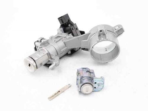 Used Ignition barrel OPEL CORSA E (X15) 1.3 CDTI (08, 68) (75 hp) 26404927