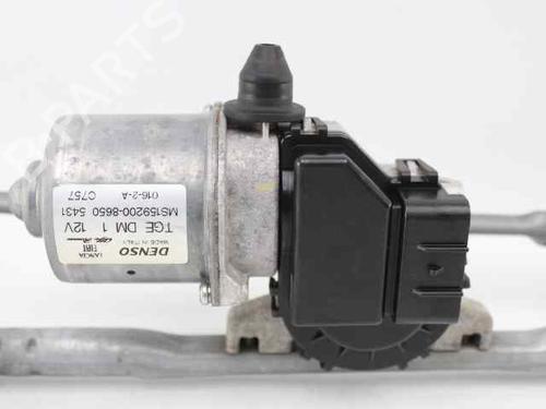 Front wiper motor FIAT 500 (312_) 1.2 (312AXA1A) | BP29986847M29