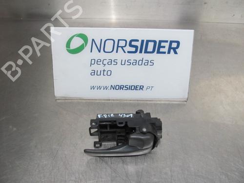 Used Front right interior door handle NISSAN ALMERA II (N16) 1.5 (90 hp) 19197134