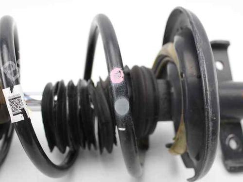 Right front shock absorber RENAULT CLIO IV Grandtour (KH_) 1.5 dCi 90 (KHN3, KHN4) | BP19240388M17 