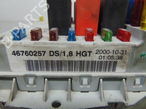 Fuse box FIAT PUNTO (188_) 1.9 DS 60 (188.031, .051, .231, .251) | BP19195354E1 