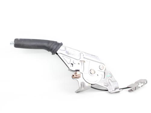Used Hand brake TOYOTA AURIS (_E18_) 1.4 D-4D (NDE180_, NDE180R) (90 hp) 19209562