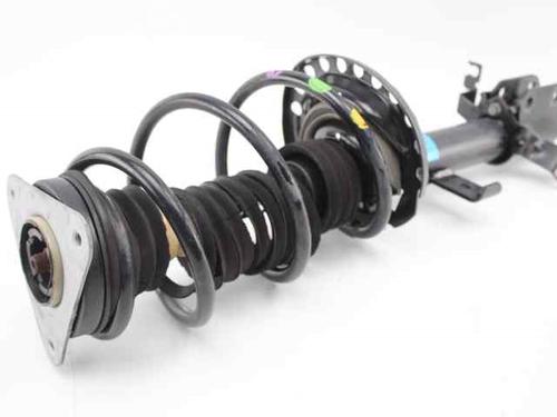 Used Left front shock absorber RENAULT CAPTUR I (J5_, H5_) 0.9 TCe 90 (90 hp) 19237018