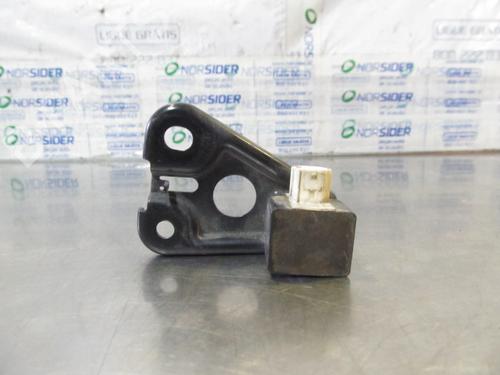 Used Electronic module TOYOTA YARIS (_P1_) 1.0 (SCP10_, SCP10R) (68 hp) 19184397