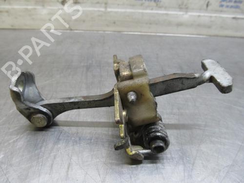 Used Hinge/Door check strap RENAULT LAGUNA II Grandtour (KG0/1_) 1.6 16V (KG0A, KG0L) (107 hp) 19185641
