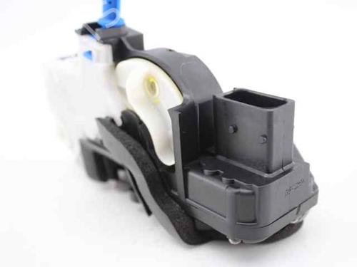 Front right lock OPEL ASTRA J (P10) 1.7 CDTI (68) | BP19237465C97 