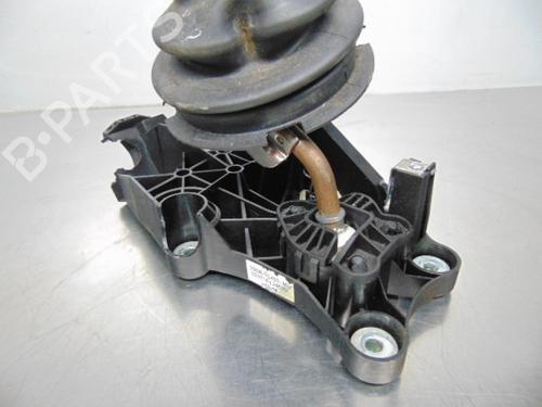 Gear lever FORD FIESTA V (JH_, JD_) 1.4 16V | BP19191972M90 