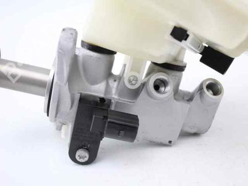 Brake master cylinder SEAT IBIZA V (KJ1, KJG) 1.0 | BP21373858M77 