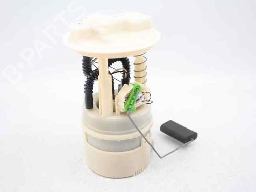 Used Fuel pump RENAULT CLIO III Grandtour (KR0/1_) 1.2 16V (KR02, KR0J) (75 hp) 19245571