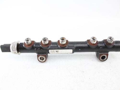 Injection rail FORD FOCUS III 1.6 TDCi | BP40111816M98 - Image 2