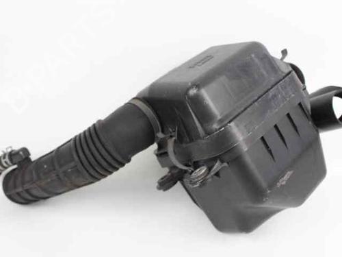 Used Air filter box SUZUKI ALTO IV (EF, SH410_) 1.0 (SH410) (53 hp) 19217549