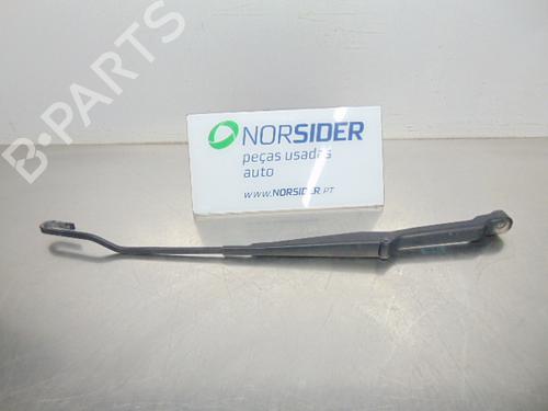 Used Front windshield wiper arm VW POLO (6N2) 1.9 D (64 hp) 19200487