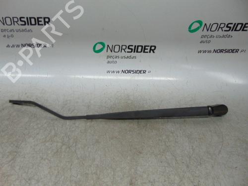 Used Front windshield wiper arm CITROËN C2 (JM_) 1.1 (60 hp) 19189208