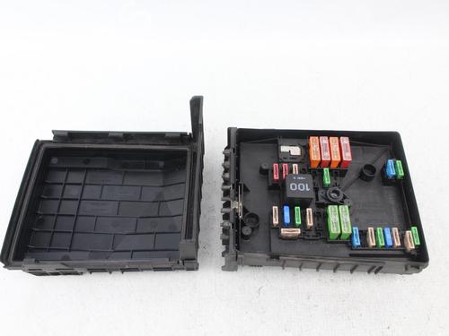 Fuse box SEAT LEON (1P1) 1.9 TDI | BP40554437E1 - Image 2