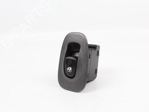 Used Right rear window switch HYUNDAI ACCENT II (LC) [1999-2012]  19208407