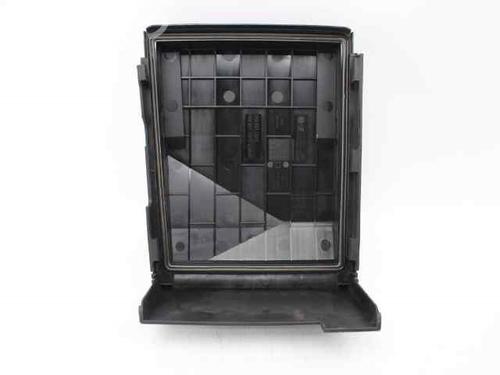 Fuse box VW PASSAT B6 (3C2) 1.6 TDI | BP31576557E1 