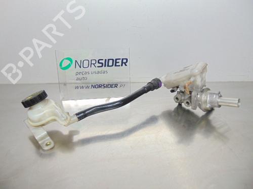 Used Brake master cylinder FORD FIESTA VI (CB1, CCN) [2008-2017]  19192549