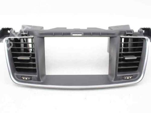 Used Air vent PEUGEOT 508 SW I (8E_) 2.0 HDi RXH Hybrid4 (200 hp) 27666787