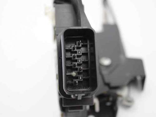 Front left lock VOLVO V50 (545) D2 | BP19917874C98 