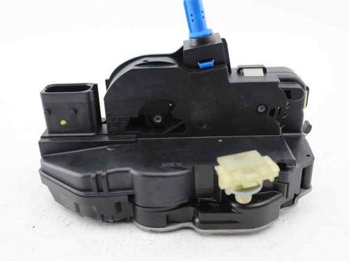 Front right lock OPEL ASTRA J (P10) 1.7 CDTI (68) | BP30631122C97