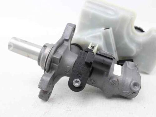 Brake master cylinder SKODA OCTAVIA III Combi (5E5, 5E6) 1.6 TDI | BP29761065M77 