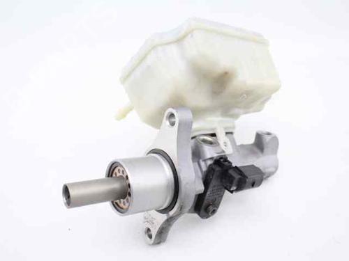 Used Brake master cylinder VW GOLF VI (5K1) [2008-2014]  19227599