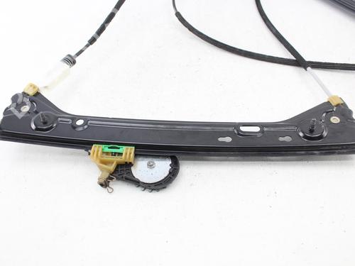 Front left window mechanism BMW 1 (F21) 116 d | BP40240182C22 - Image 3
