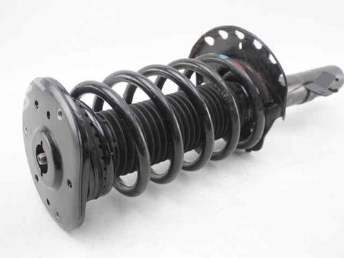 Used Left front shock absorber VOLVO V60 I (155) D3 / D4 (163 hp) 19246063