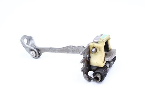 Used Hinge/Door check strap RENAULT MEGANE III Grandtour (KZ0/1) 1.5 dCi (KZ09, KZ0D, KZ1G, KZ29, KZ14, KZ1W, KZ10, KZ1F,... (110 hp) 19212253