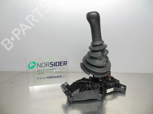Used Gear lever FORD FIESTA V (JH_, JD_) 1.4 16V (80 hp) 19191972