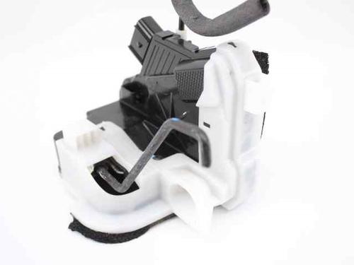 Front left lock HYUNDAI i20 II (GB, IB)  | BP19235621C98 