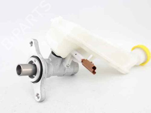 Used Brake master cylinder CITROËN C3 III (SX) 1.2 PureTech 82 (83 hp) 30448224