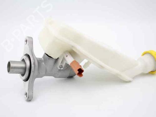 Used Brake master cylinder PEUGEOT 2008 I (CU_) 1.6 BlueHDi 100 (100 hp) 19785507
