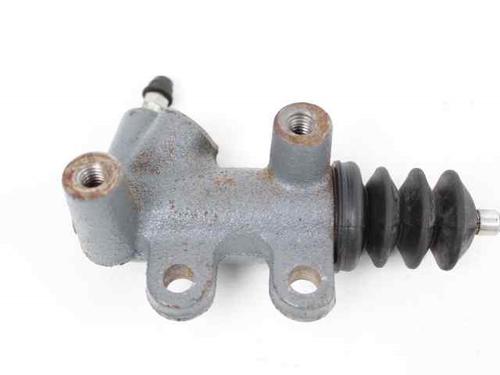 Clutch slave cylinder TOYOTA YARIS (_P9_) 1.0 VVT-i (KSP90_, KSP90R) | BP19216686M113 