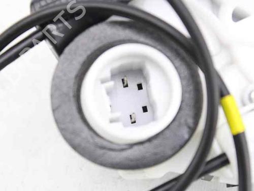 Rear right lock TOYOTA YARIS (_P13_) 1.5 Hybrid (NHP130_, NHP130) | BP19226650C99 