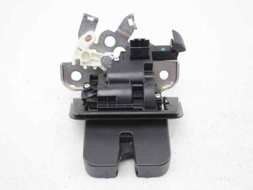 Tailgate lock AUDI A3 Sportback (8VA, 8VF) 1.6 TDI | BP21200204C101 