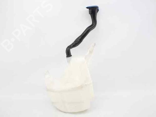 Used Windscreen washer tank VOLVO V60 I (155) D3 / D4 (163 hp) 19246045