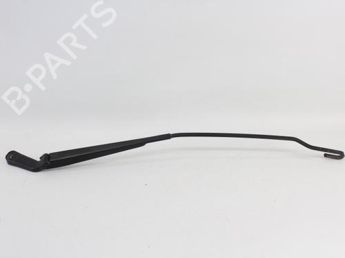 Used Front windshield wiper arm SKODA OCTAVIA I (1U2) 1.9 TDI (90 hp) 19204934